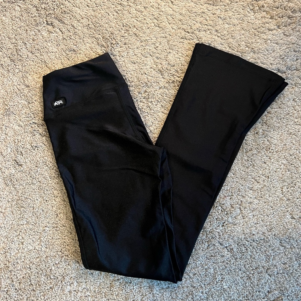 Tiger Friday flares obsidian